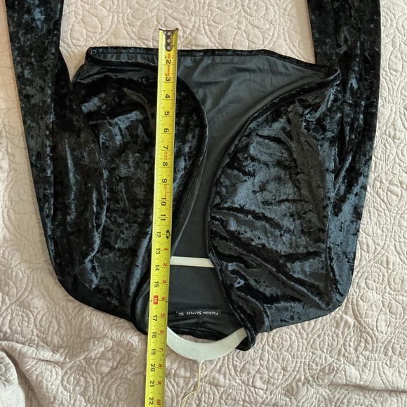 Fashion Secrets Black Velvet Bolero Jacket Size XL NWOT - Picture 3 of 4